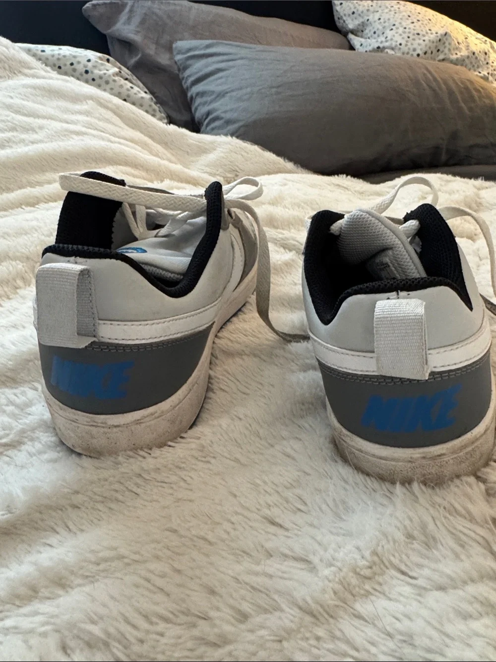 Nike Kids' Gray and Black Athletic Shoes - 7y
